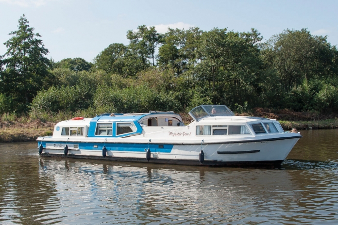 Richardsons Boat Sales Ex Hire Boats For Sale In Norfolk richardsons-boat-sales-ex-hire-boats-for-sale-in-norfolk